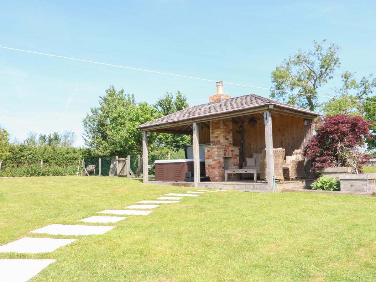 The Little Paddock Vila Malmesbury Exterior foto